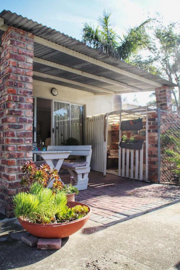 The Garden Cottage On 140 Fordyce Port Elizabeth Extérieur photo